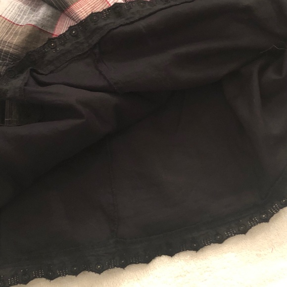 Checkered skirt - Picture 3 of 3